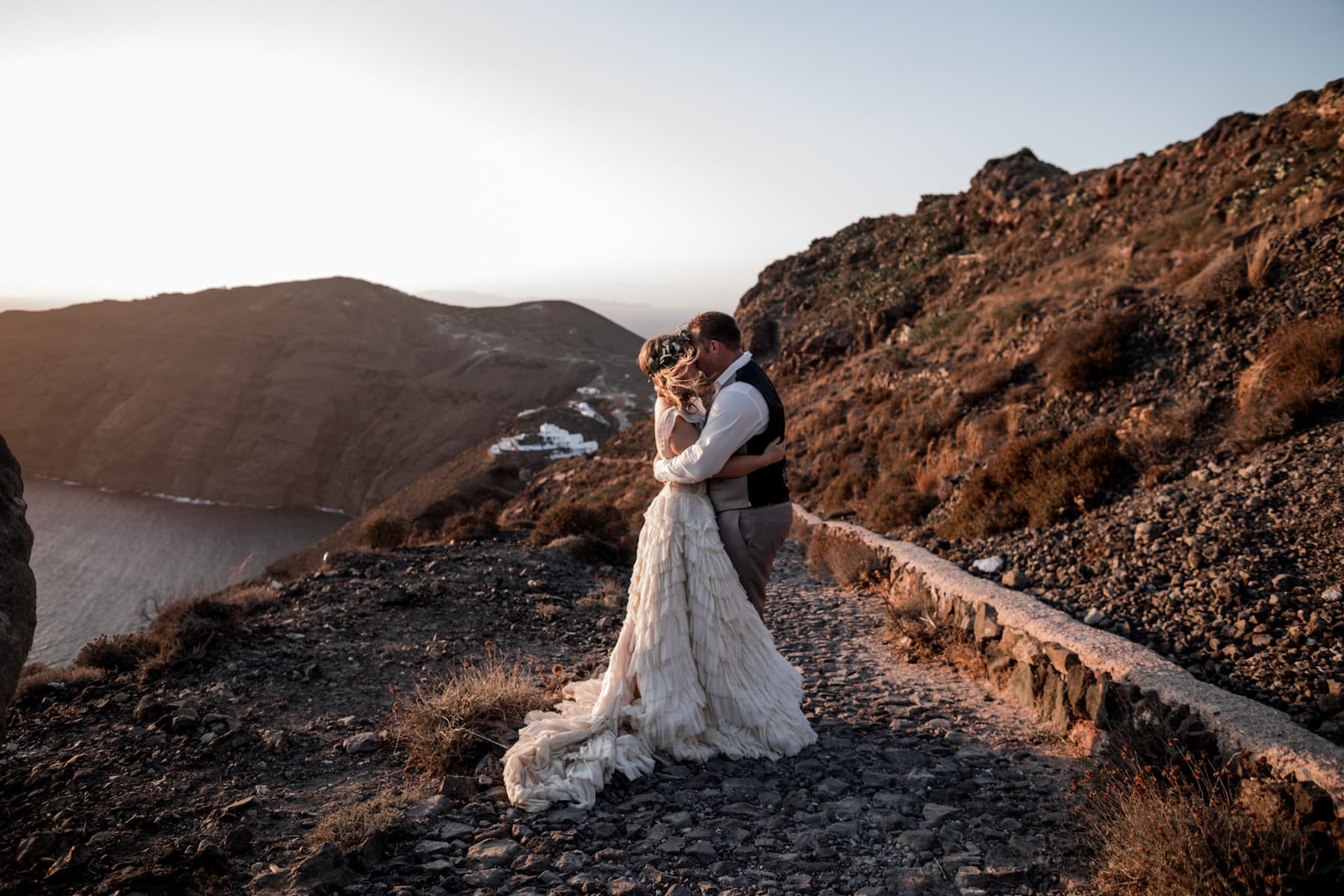 Couple portrait at Santorini Greece elopement