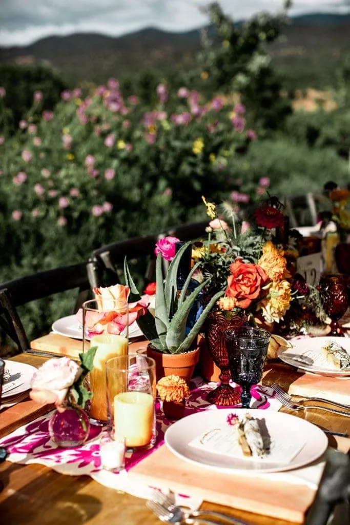 Santa Fe outdoor wedding reception table