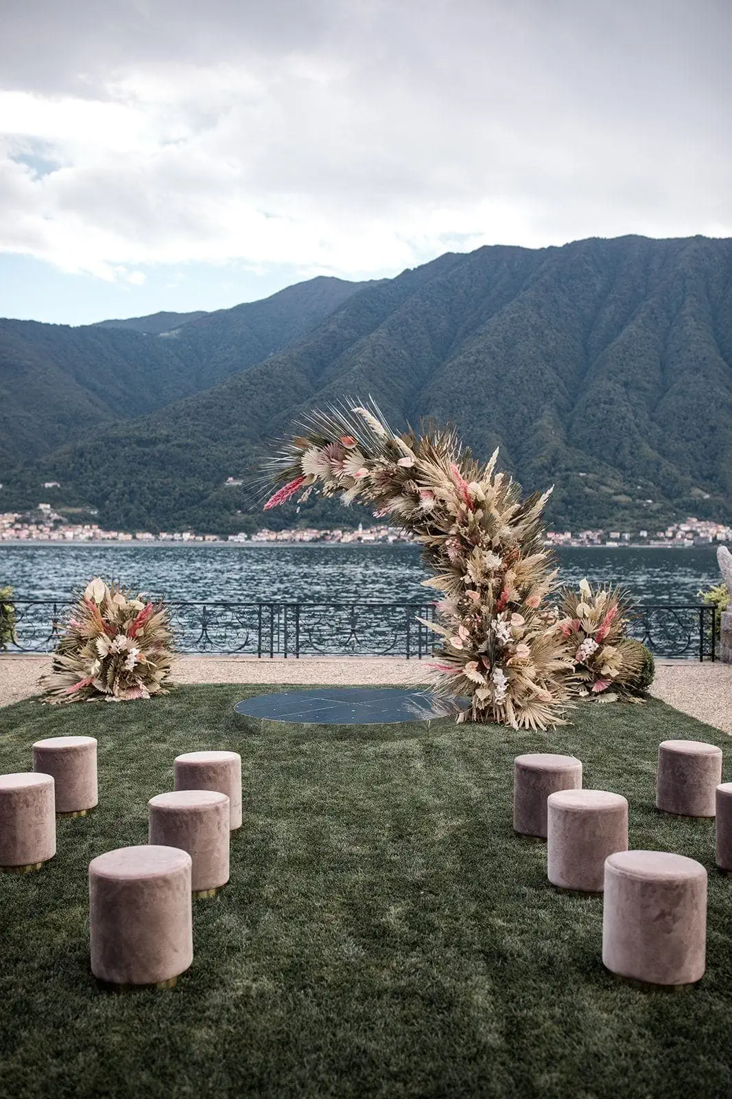 Elopement in Lake Como wedding ceremony site