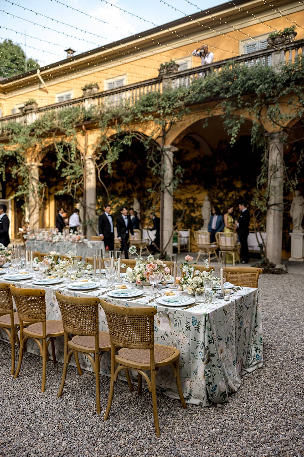 Villa Gastel wedding reception decor