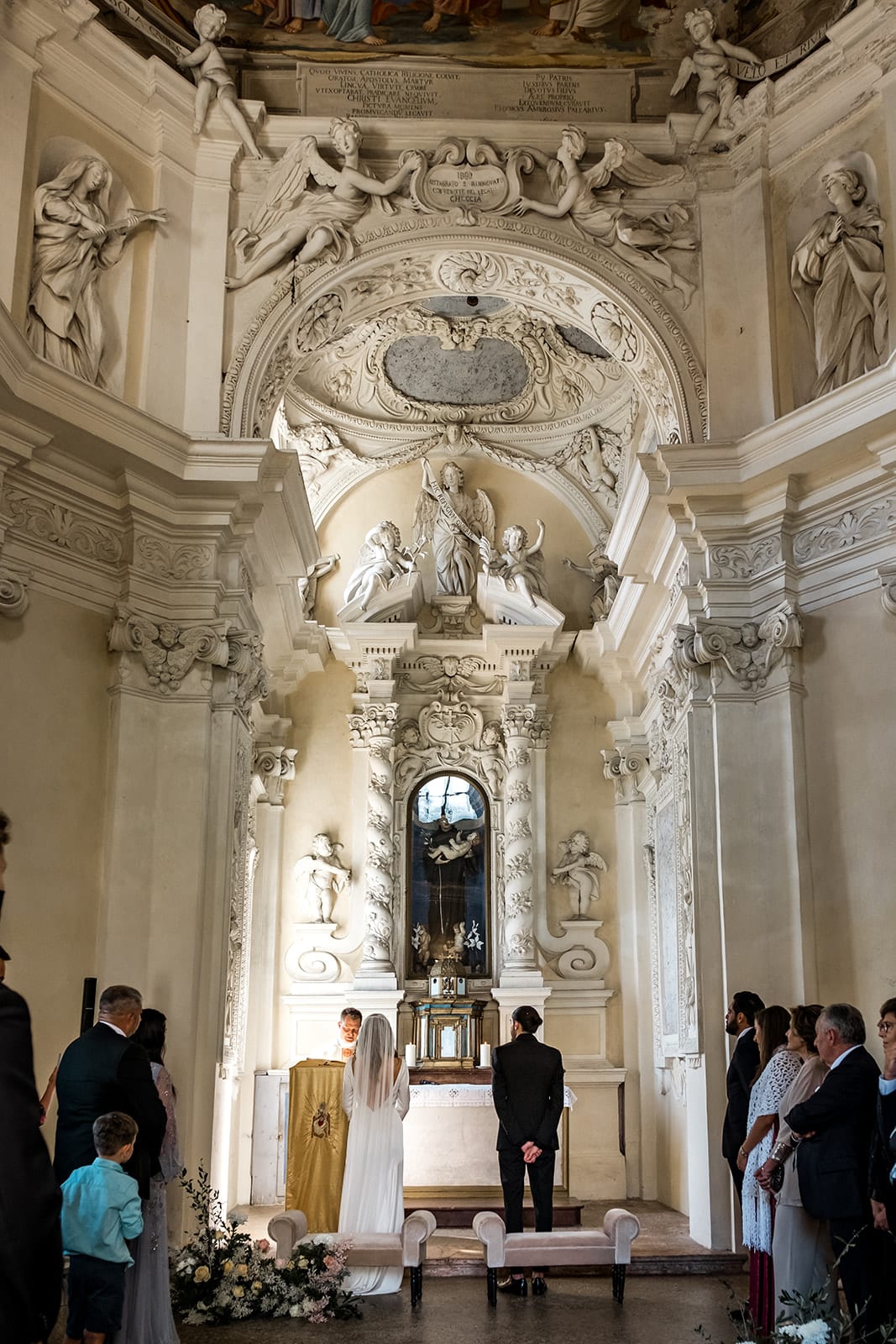 Inside the chapel during a wedding ceremony at Villa Balbianello