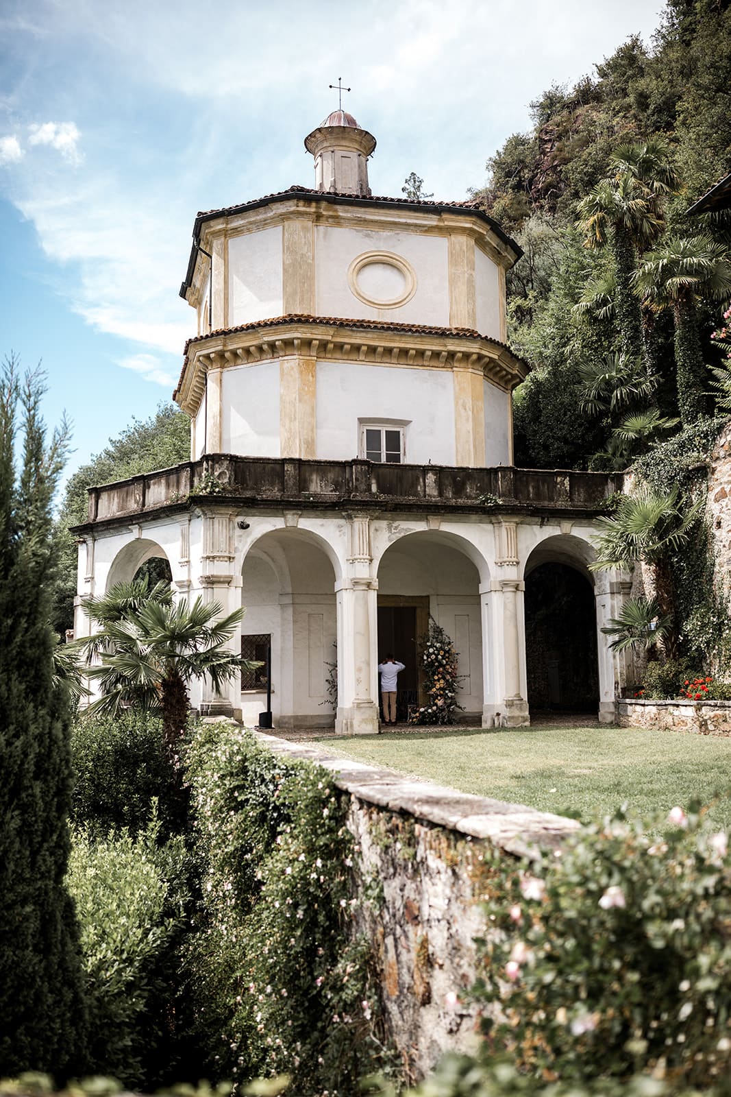 Villa Balbianello, one of the most popular Lake Como wedding venues, hosts a wedding ceremony in the chapel