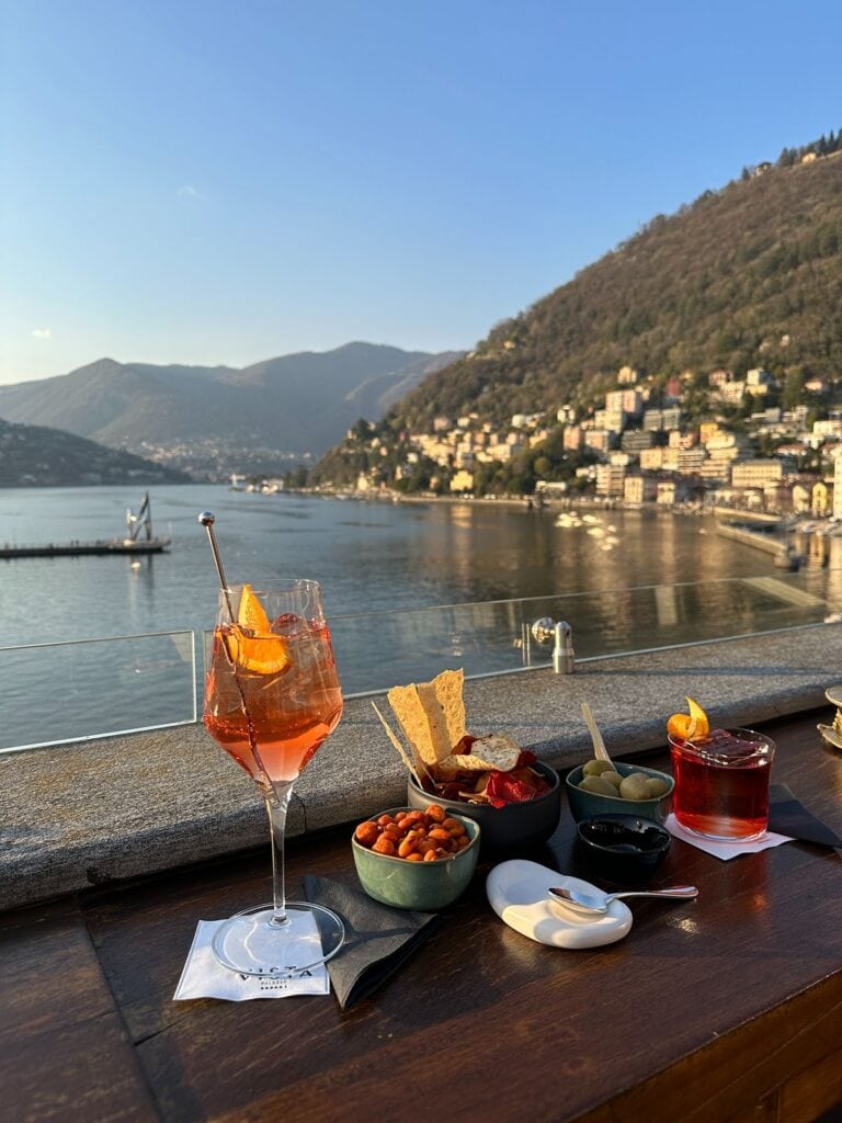 Aperitif in Lake Como at Sottovocce restaurant