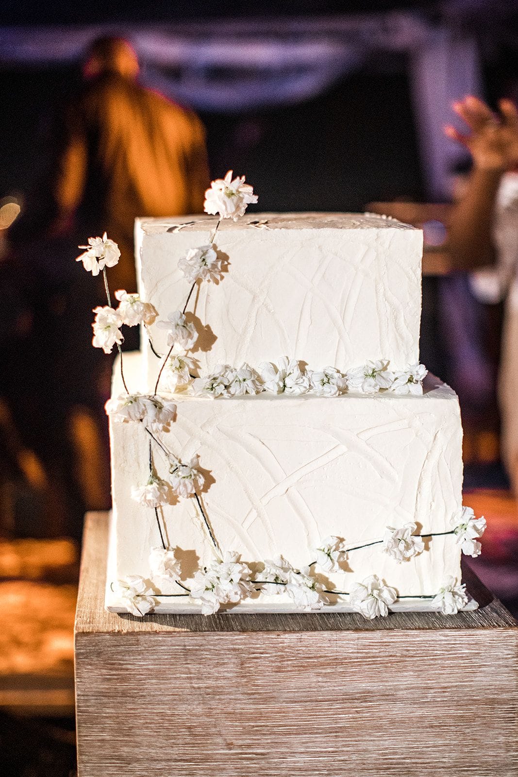 Modern square wedding cake