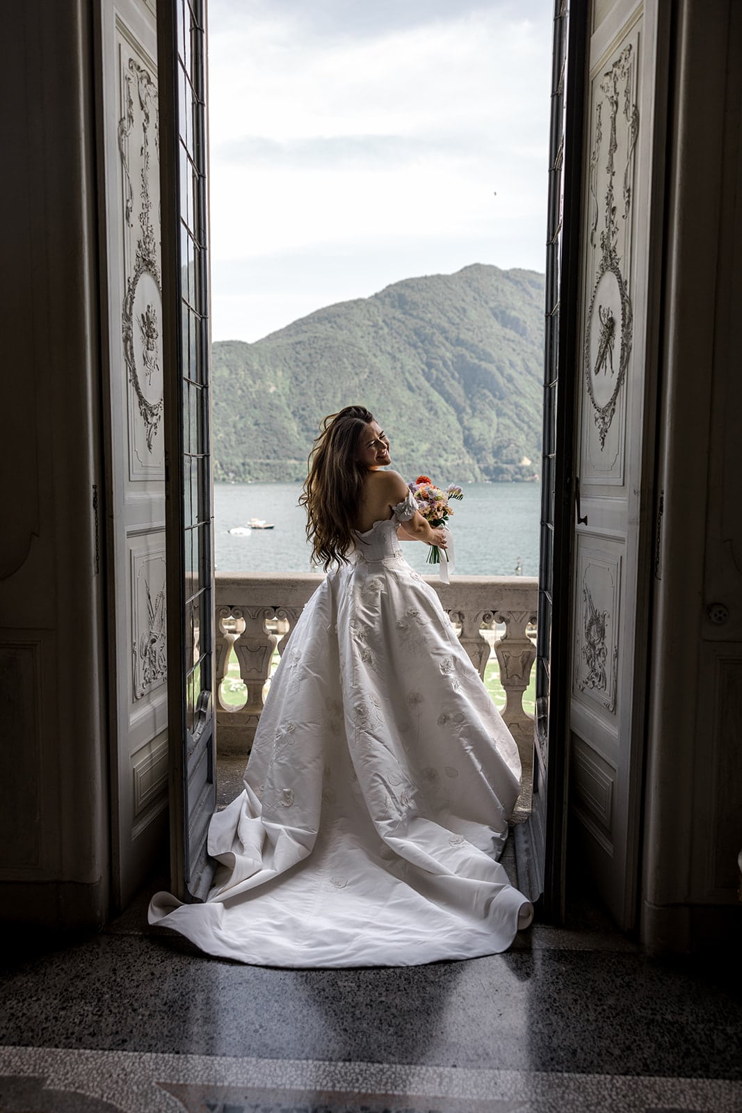 Back of Oscar de la Renta bridal gown