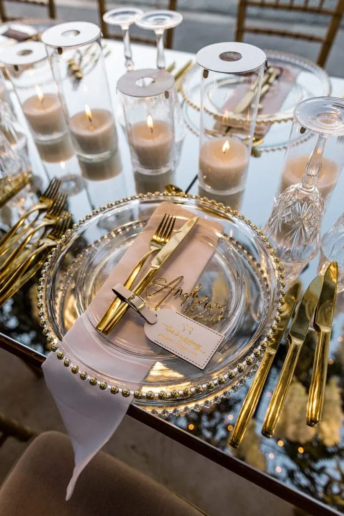 Gold details for wedding reception decor