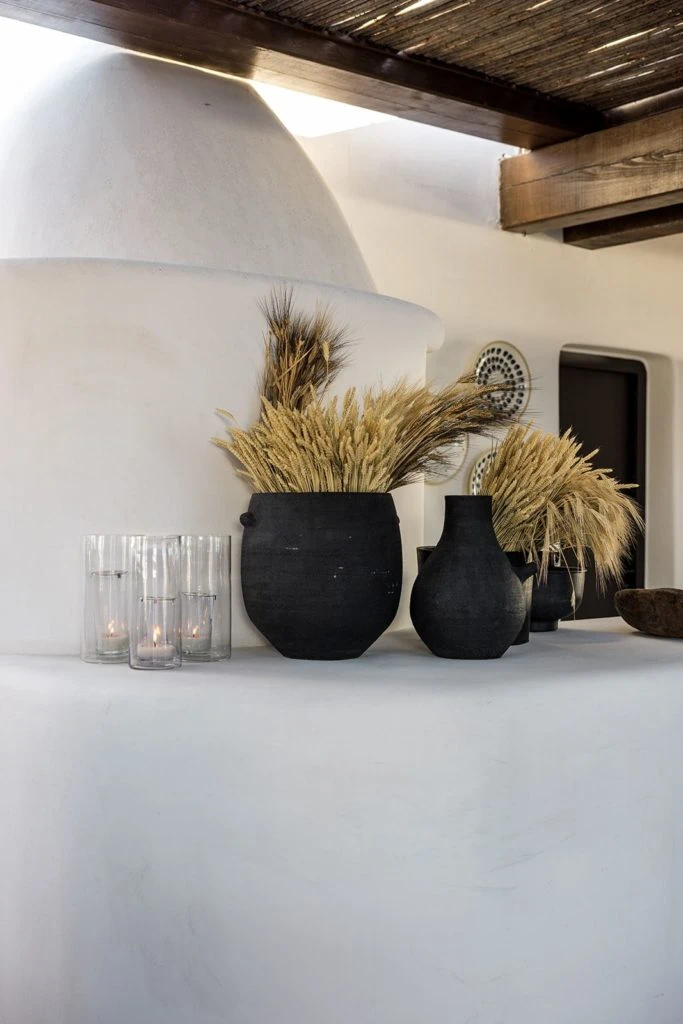 Mykonos modern decor in restaurant