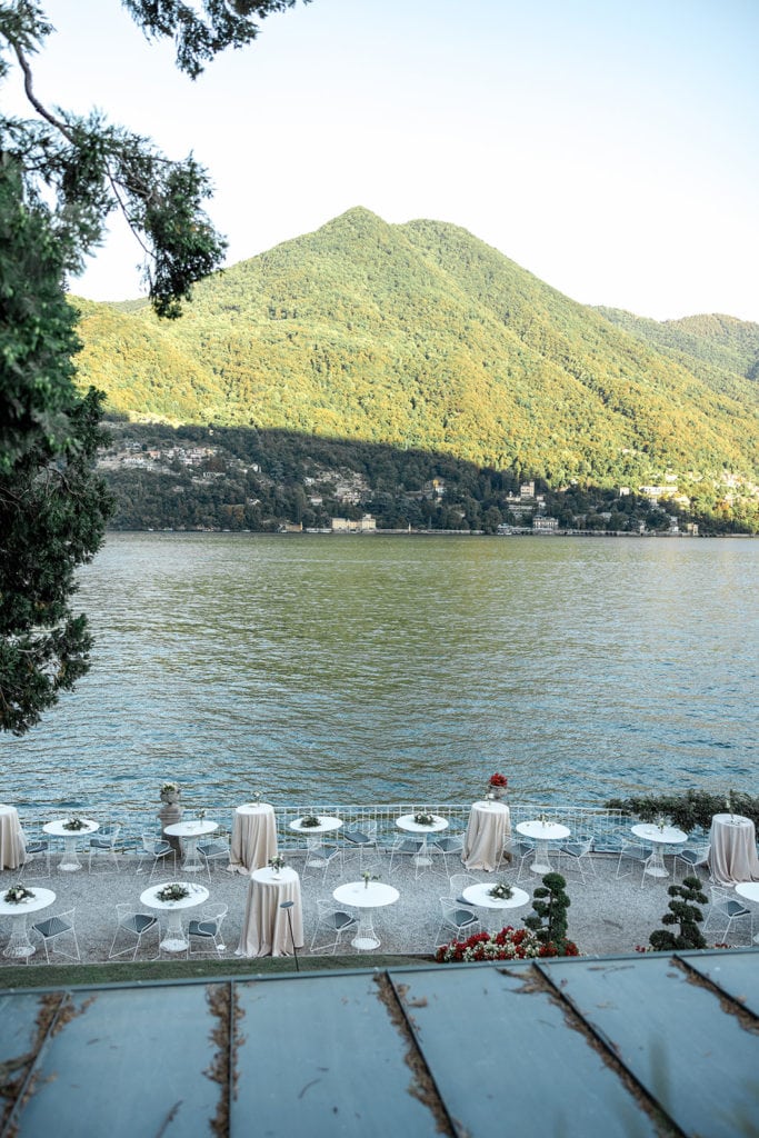 Lake Como restaurant front