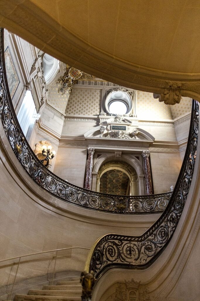 Chateau de Chantilly staircase